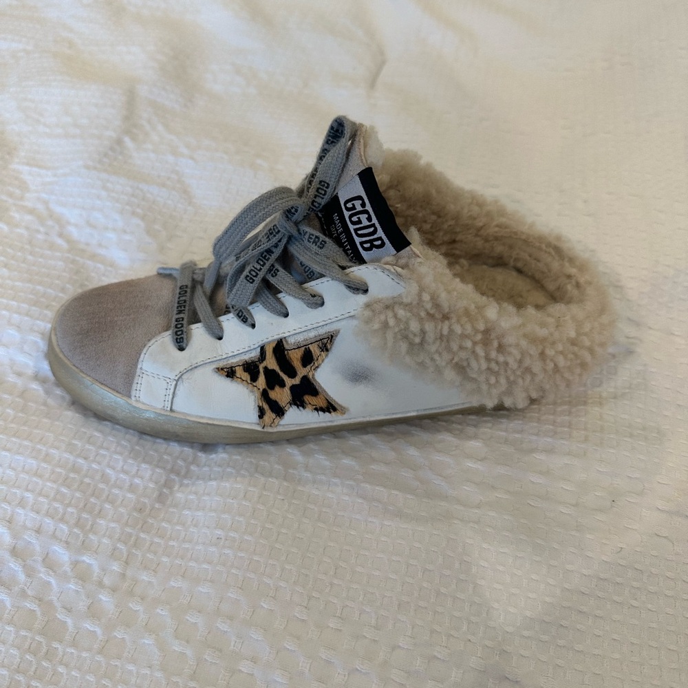 Golden Goose Dupe White and Cream Slippers